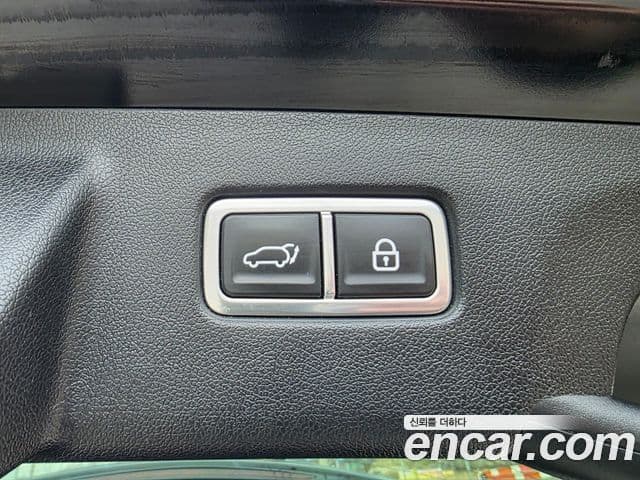 Kia Sorento 2021 — ფოტო 16/20