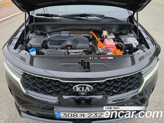 Kia Sorento 2021 — ფოტო 18/20