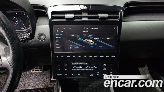 Hyundai The New Tucson 2022 — ფოტო 19/20