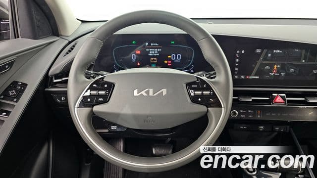 Kia Niro 2022 — Şəkil 13/20