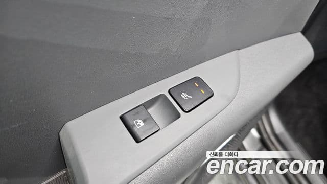 Kia Niro 2022 — Şəkil 18/20