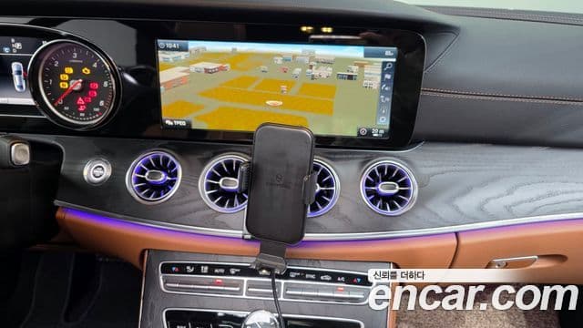 Mercedes-Benz E-Class 2019 — Şəkil 13/20