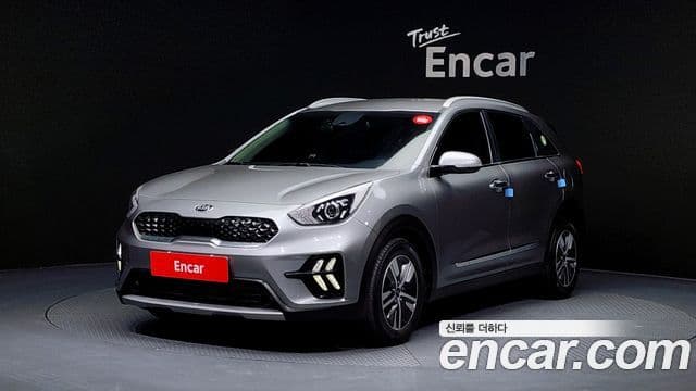 Kia Niro 2020 — ფოტო 1/20