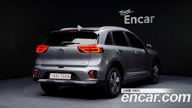 Kia Niro 2020 — ფოტო 2/20