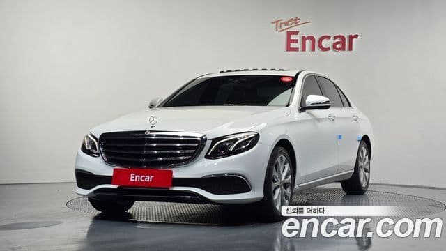Mercedes-Benz E-Class 2018 — ფოტო 20/20