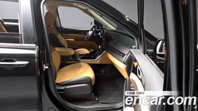 Kia Carnival 2021 — Şəkil 11/20
