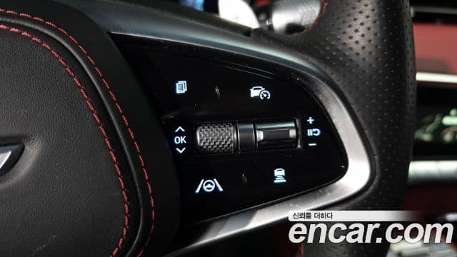 Genesis GV70 2021 — ფოტო 17/20