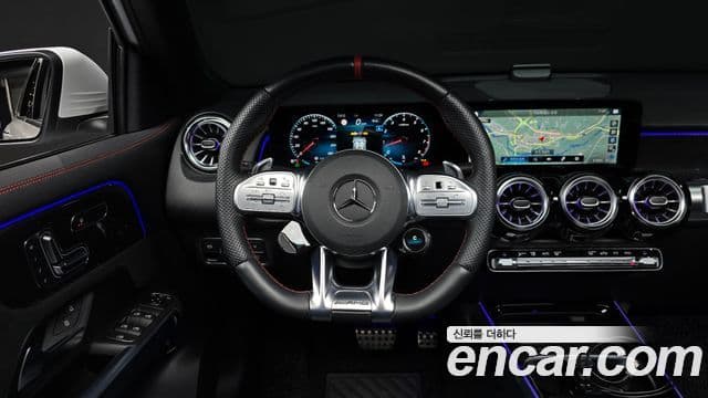 Mercedes-Benz GLB-Class 2023 — ფოტო 4/20
