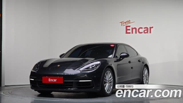 Porsche Panamera 2018 — Şəkil 1/20
