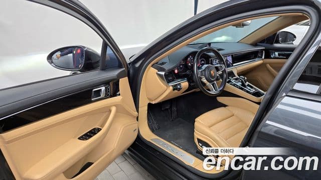 Porsche Panamera 2018 — Şəkil 10/20