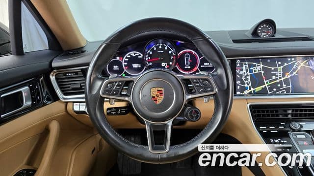 Porsche Panamera 2018 — Şəkil 13/20