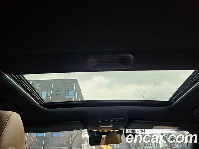 Mercedes-Benz E-Class 2022 — Şəkil 17/20