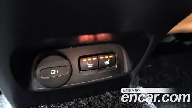 Volvo XC40 2021 — Şəkil 20/20