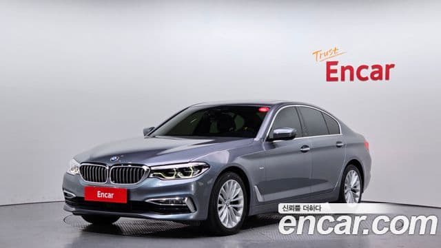 BMW 5 Series 2018 — Şəkil 1/20