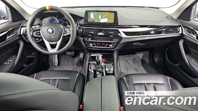 BMW 5 Series 2018 — Şəkil 7/20