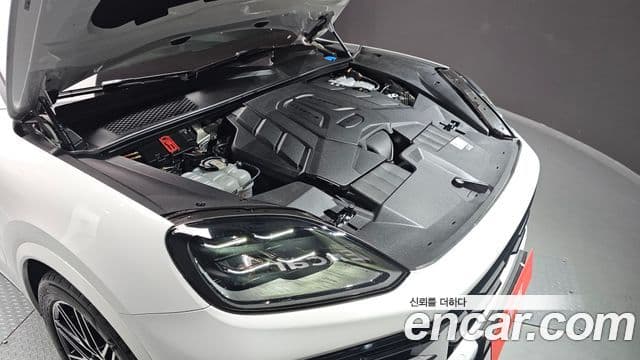 Porsche Cayenne 2024 — Şəkil 6/20