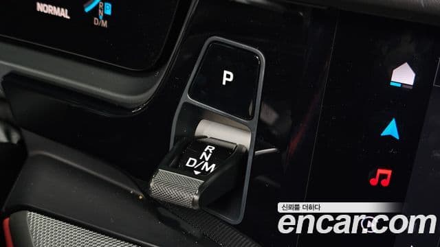 Porsche Cayenne 2024 — Şəkil 9/20