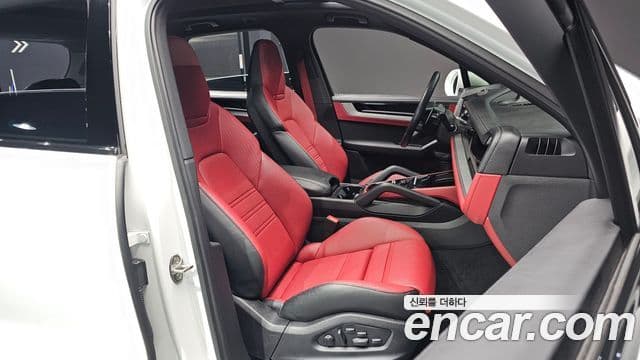 Porsche Cayenne 2024 — Şəkil 10/20