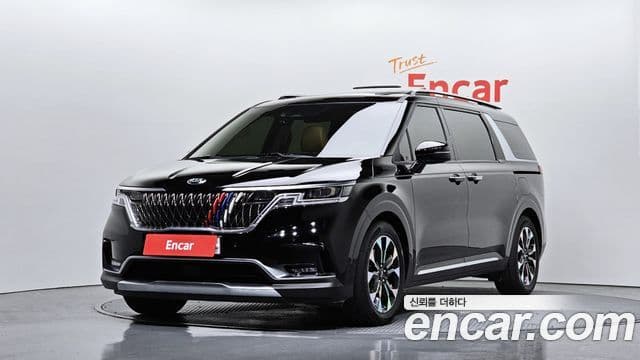 Kia Carnival 2021 — ფოტო 4/20