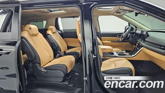 Kia Carnival 2021 — ფოტო 9/20