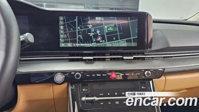 Kia Carnival 2021 — ფოტო 2/20