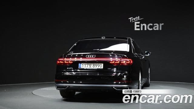 Audi A8 2020 — ფოტო 4/20