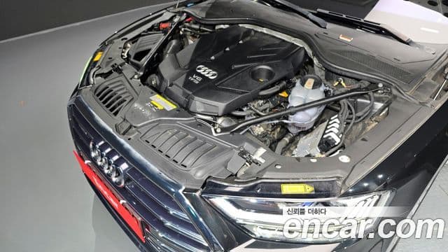 Audi A8 2020 — ფოტო 6/20