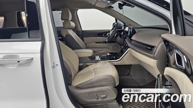 Kia Carnival 2022 — Şəkil 10/20