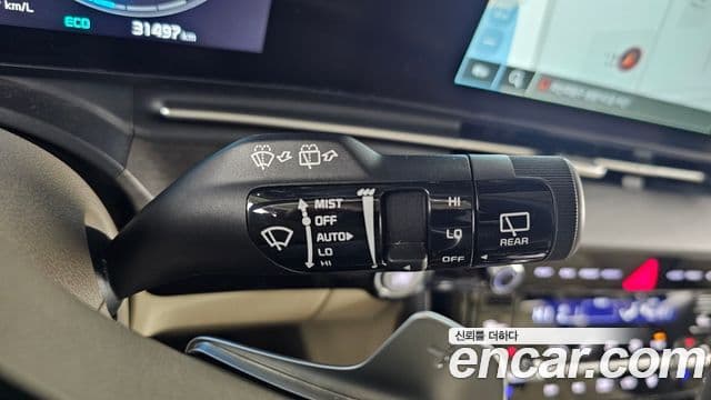 Kia Carnival 2022 — Şəkil 18/20