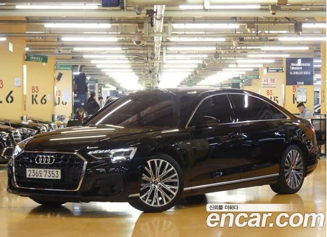 Audi A8 2022 — Şəkil 9/20