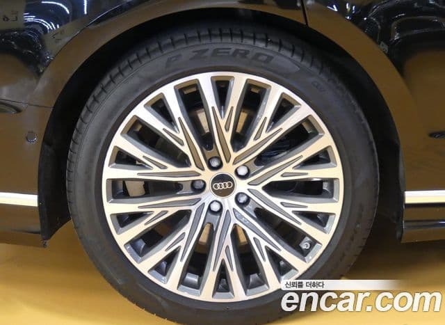 Audi A8 2022 — Şəkil 4/20