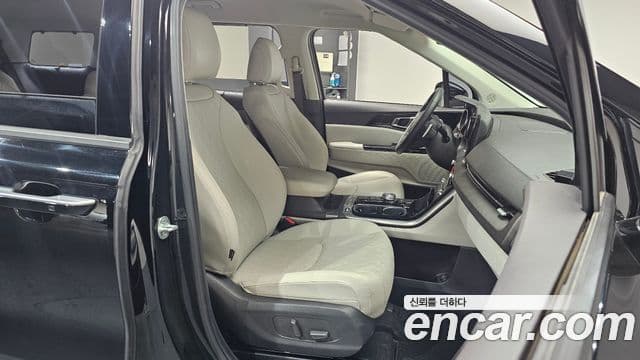 Kia Carnival 2021 — Şəkil 10/20