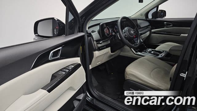 Kia Carnival 2021 — Şəkil 11/20
