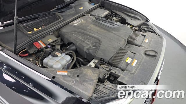 Audi Q8 2021 — Photo 16/20