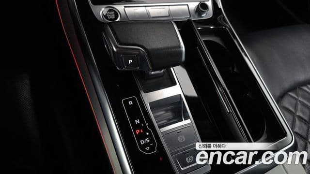 Audi Q8 2021 — Photo 4/20