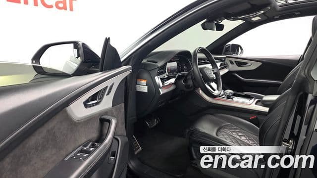 Audi Q8 2021 — Photo 20/20