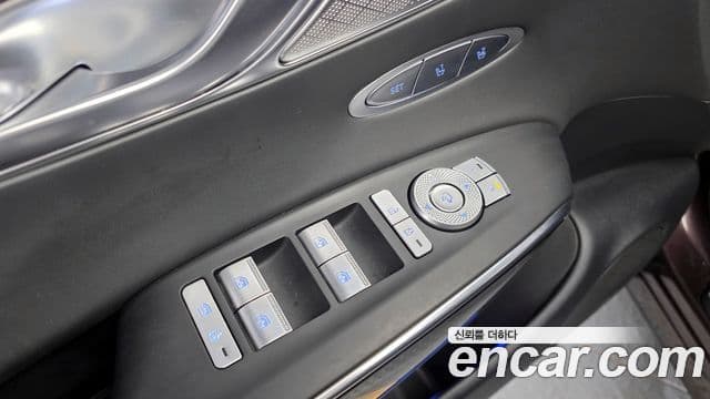 Genesis GV70 2021 — Şəkil 14/20
