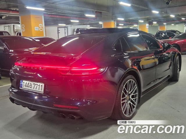 Porsche Panamera 2023 — Şəkil 6/20