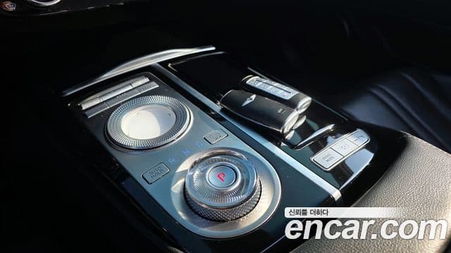 Genesis Electrified G80 2021 — Şəkil 9/20