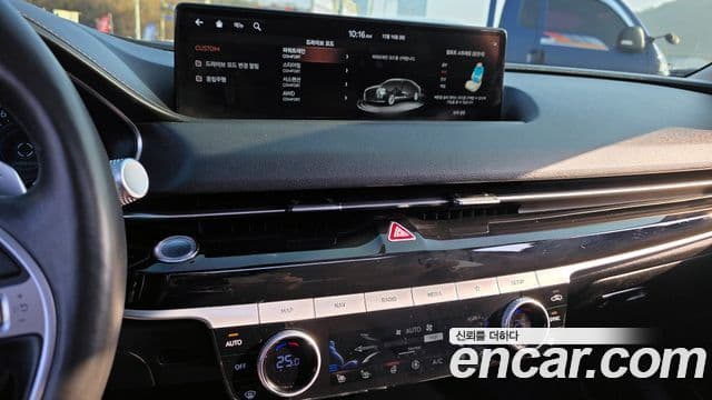 Genesis Electrified G80 2021 — Şəkil 14/20