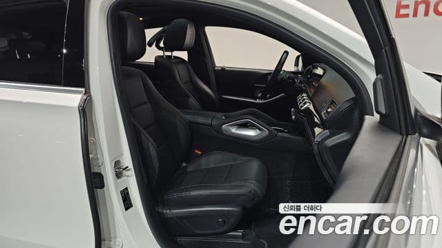 Mercedes-Benz GLE-Class 2021 — Şəkil 10/20
