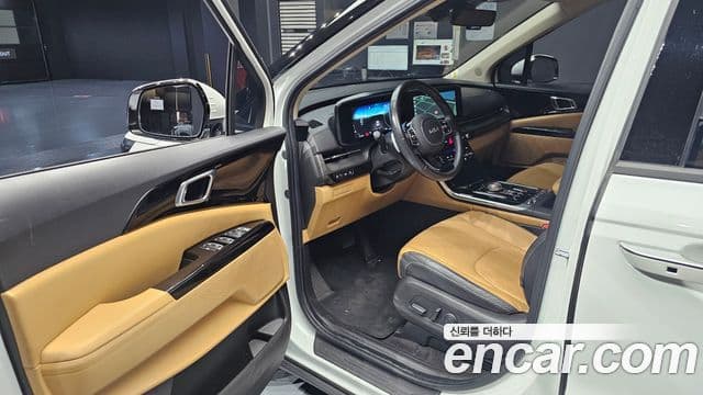 Kia Carnival 2023 — Şəkil 11/20