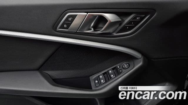 BMW 2 Series Gran Coupe 2022 — ფოტო 18/20