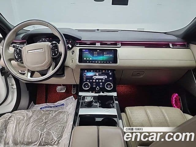 Land Rover Range Rover Velar 2018 — Şəkil 4/18