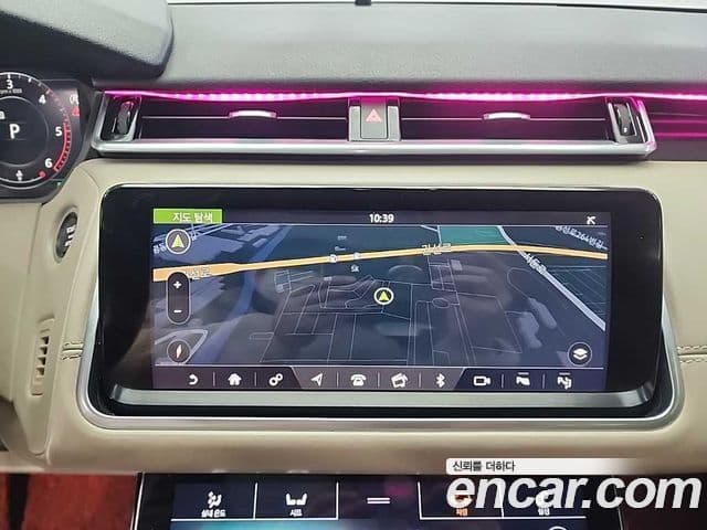 Land Rover Range Rover Velar 2018 — Şəkil 5/18