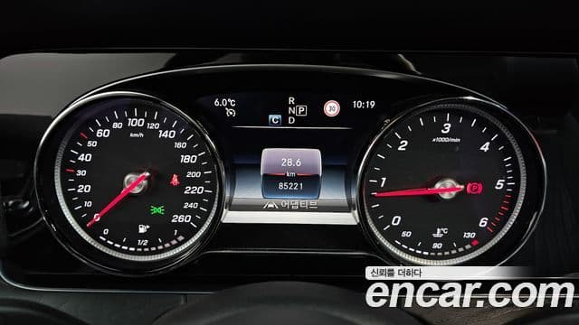 Mercedes-Benz E-Class 2019 — Şəkil 8/20