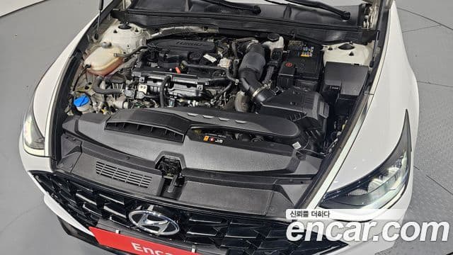 Hyundai Sonata Hybrid 2021 — Photo 9/20