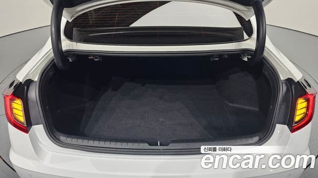 Hyundai Sonata Hybrid 2021 — Photo 2/20