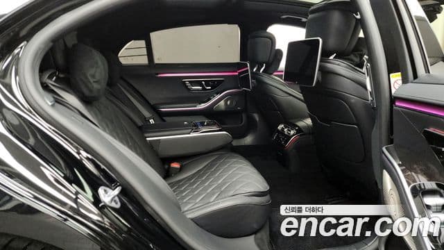 Mercedes-Benz S-Class 2021 — Photo 12/20