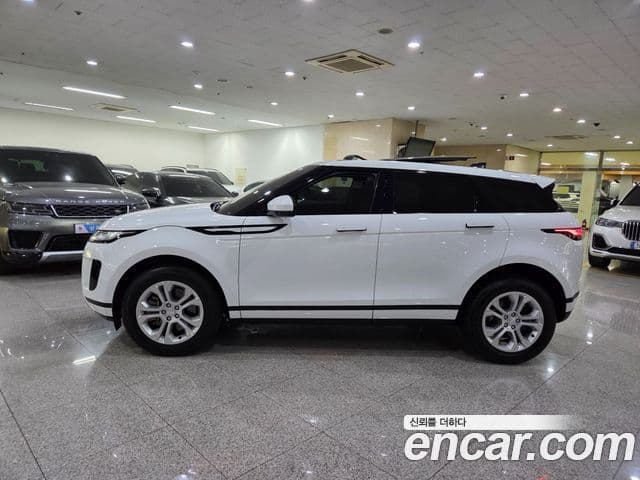 Land Rover Range Rover Evoque 2023 — Photo 11/20